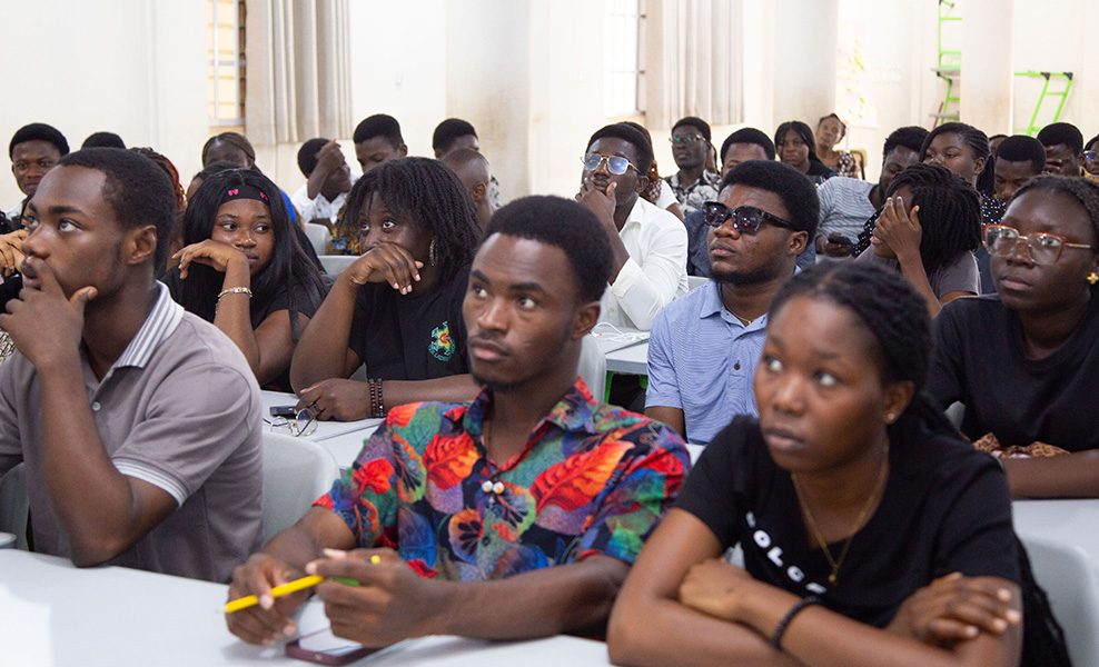 FAHS Prepares Third-Year Students with Orientation on the Problem-Based Learning Method